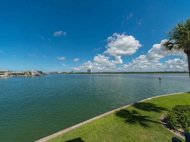 868 BAYWAY BOULEVARD 208, Clearwater, FL 33767