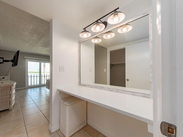 868 BAYWAY BOULEVARD 208, Clearwater, FL 33767