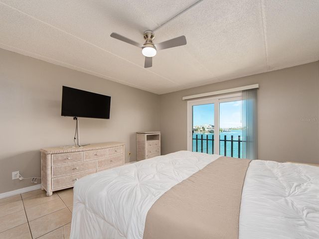 868 BAYWAY BOULEVARD 208, Clearwater, FL 33767
