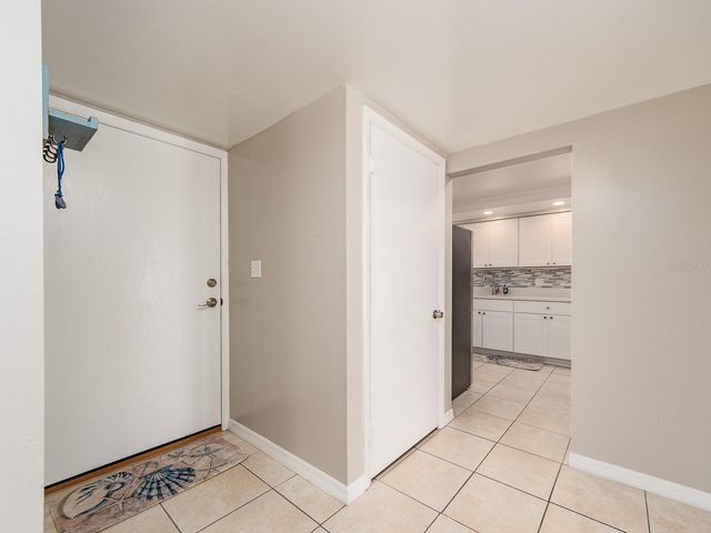 868 BAYWAY BOULEVARD 208, Clearwater, FL 33767