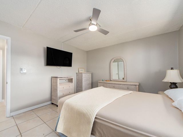868 BAYWAY BOULEVARD 208, Clearwater, FL 33767