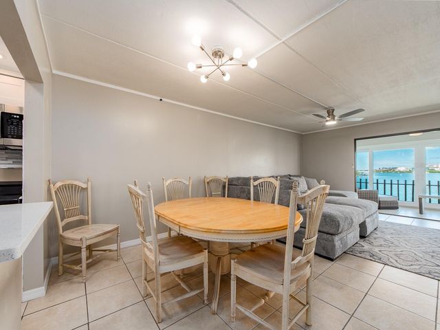 868 BAYWAY BOULEVARD 208, Clearwater, FL 33767