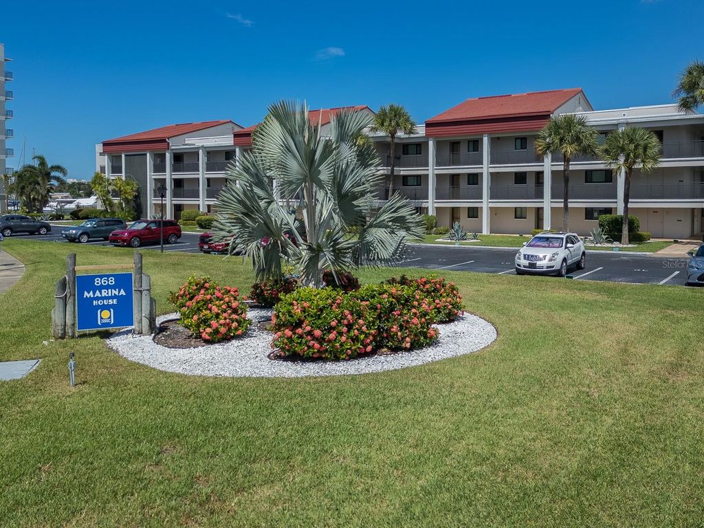 868 BAYWAY BOULEVARD 208, Clearwater, FL 33767