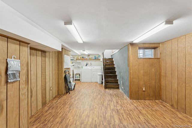 9214 104th Street, Richmond Hill, NY 11418