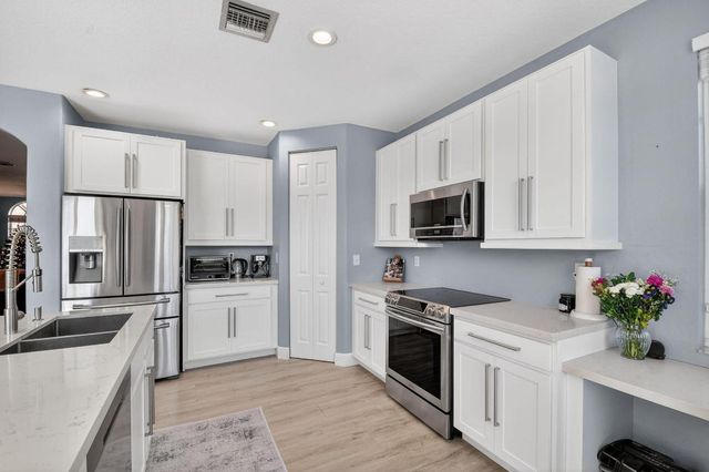 7386 Briella Drive, Boynton Beach, FL 33437