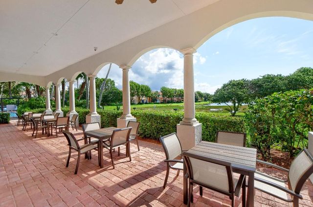 7386 Briella Drive, Boynton Beach, FL 33437