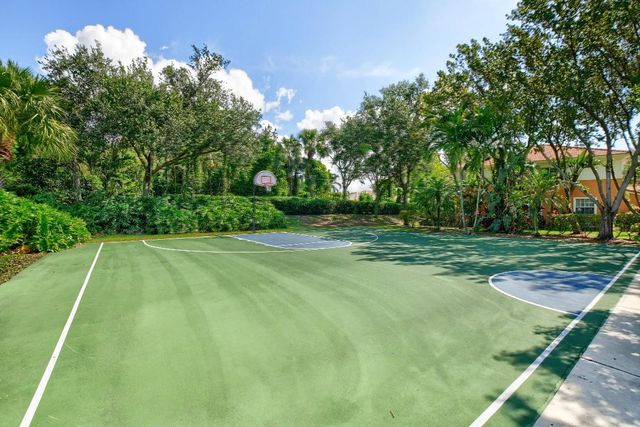 7386 Briella Drive, Boynton Beach, FL 33437