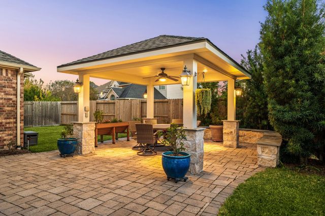 12404 Winebrook Drive, Pearland, TX 77584