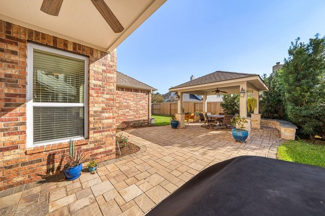 12404 Winebrook Drive, Pearland, TX 77584