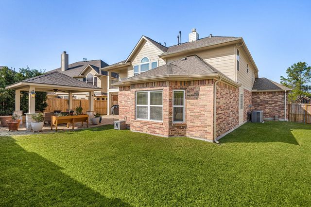 12404 Winebrook Drive, Pearland, TX 77584