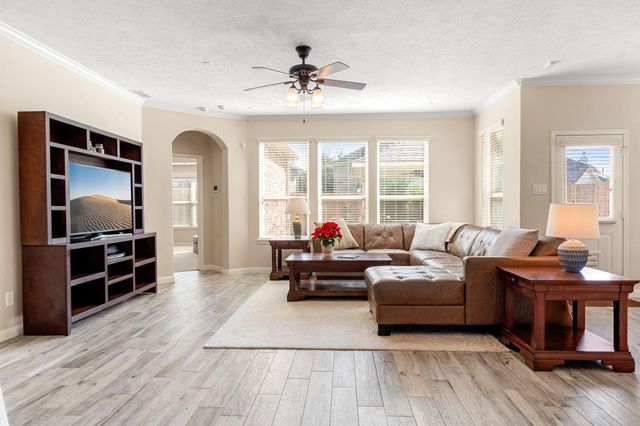 12404 Winebrook Drive, Pearland, TX 77584