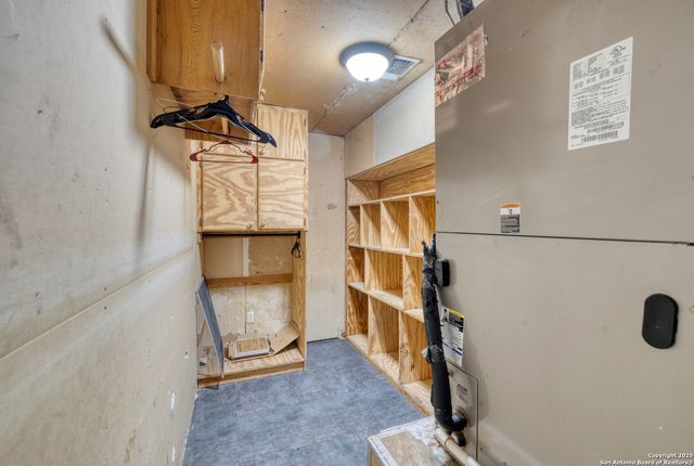 98 Guayacan, Carrizo Springs, TX 78834