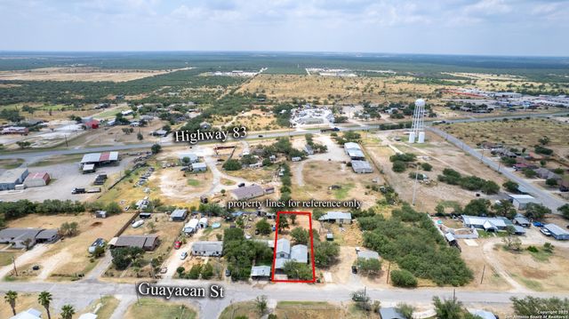 98 Guayacan, Carrizo Springs, TX 78834