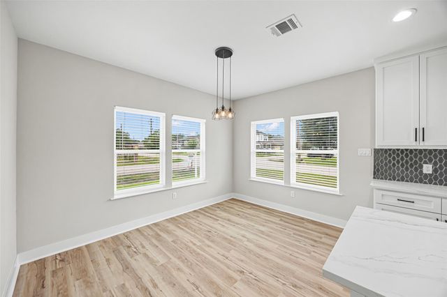 8203 Gladstone Street, Houston, TX 77051