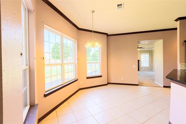 2405 SW 113th Terrace, Moore, OK 73170
