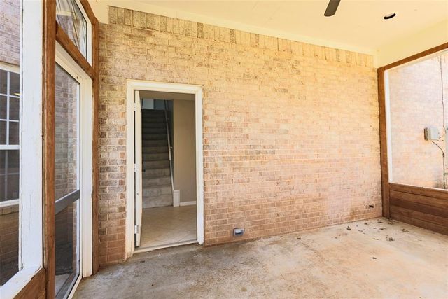 2405 SW 113th Terrace, Moore, OK 73170