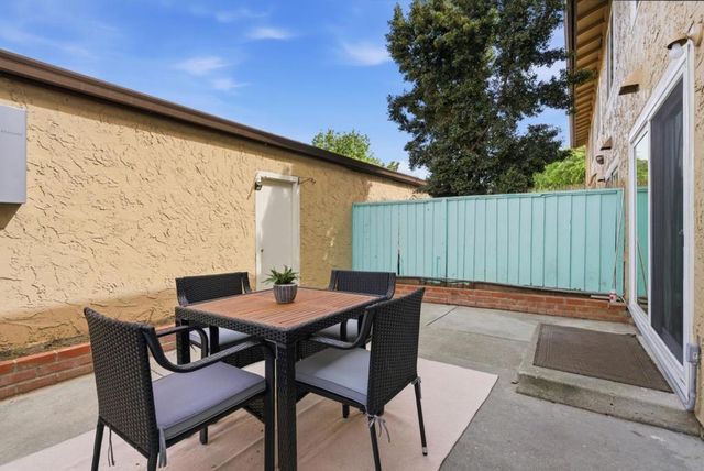 1992 Uphall Court, San Jose, CA 95121
