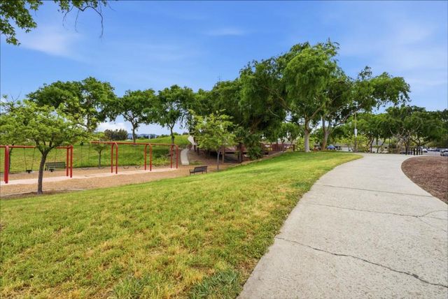 1992 Uphall Court, San Jose, CA 95121