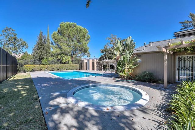 1992 Uphall Court, San Jose, CA 95121