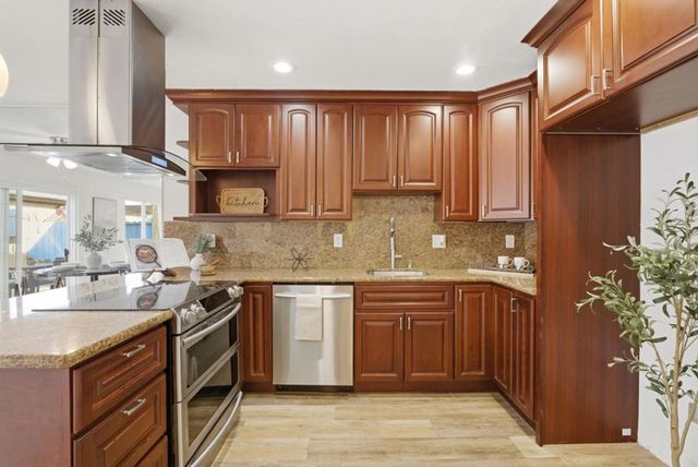 1992 Uphall Court, San Jose, CA 95121