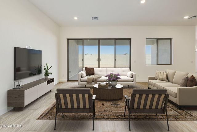 10131 S 51ST Lane, Laveen, AZ 85339