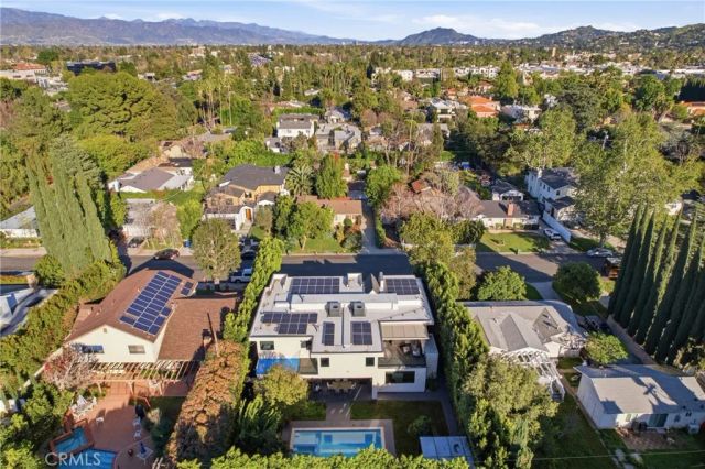 4545 Stern Avenue, Sherman Oaks, CA 91423