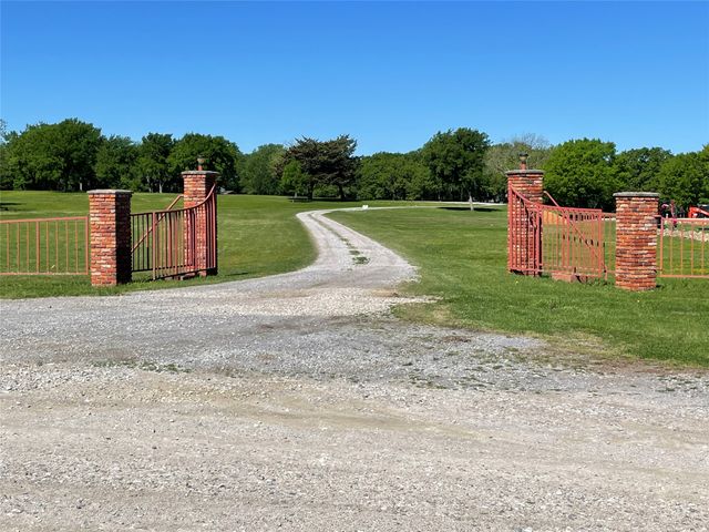 89 Crosstimbers Road, Denison, TX 75020