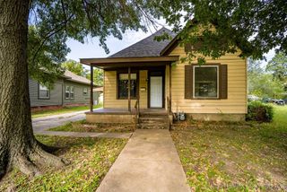 544 S Pine Street, Nowata, OK 74048