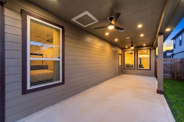 3819 Blue Grama Grass Drive, Houston, TX 77084
