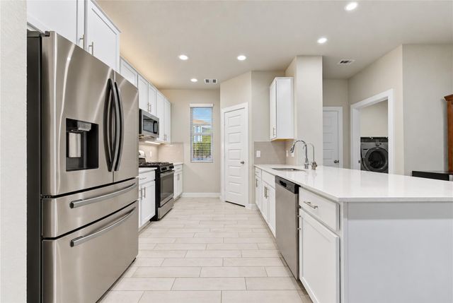 3819 Blue Grama Grass Drive, Houston, TX 77084