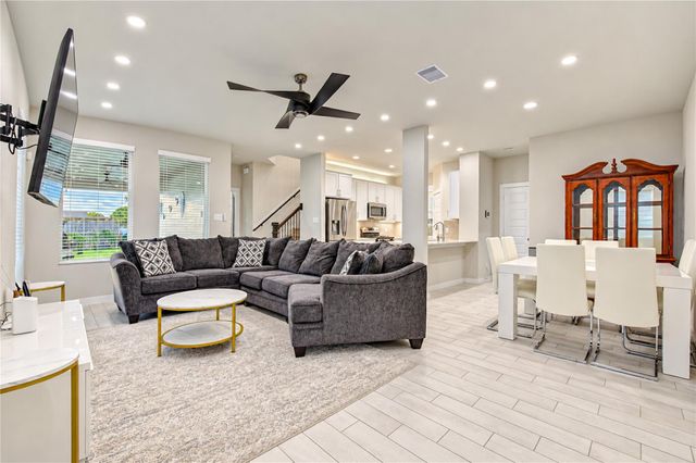 3819 Blue Grama Grass Drive, Houston, TX 77084