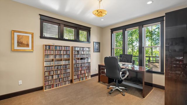 1829 W Pepper Ln, Spokane, WA 99218