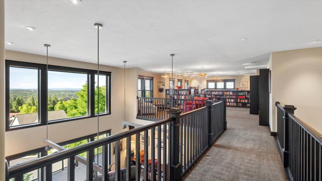 1829 W Pepper Ln, Spokane, WA 99218
