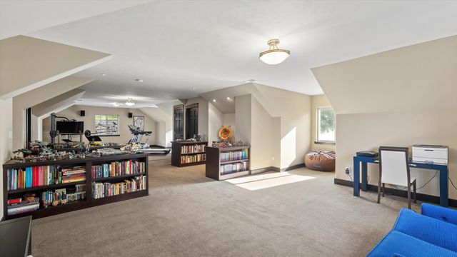 1829 W Pepper Ln, Spokane, WA 99218