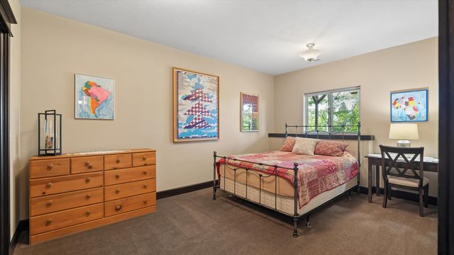 1829 W Pepper Ln, Spokane, WA 99218