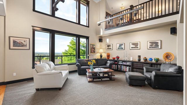 1829 W Pepper Ln, Spokane, WA 99218