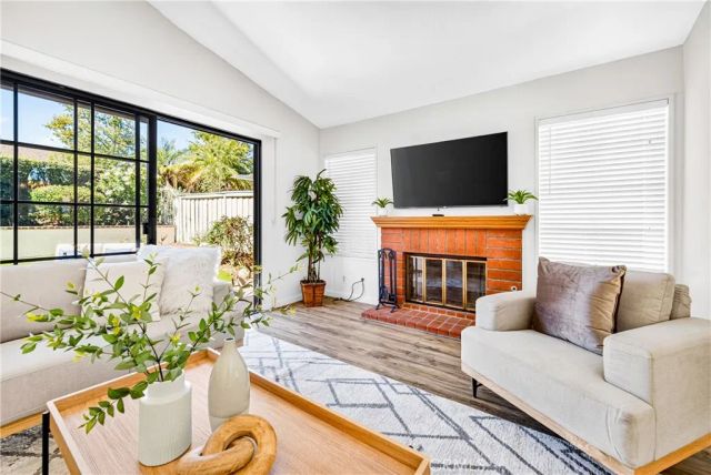 737 Congressional Road, Simi Valley, CA 93065