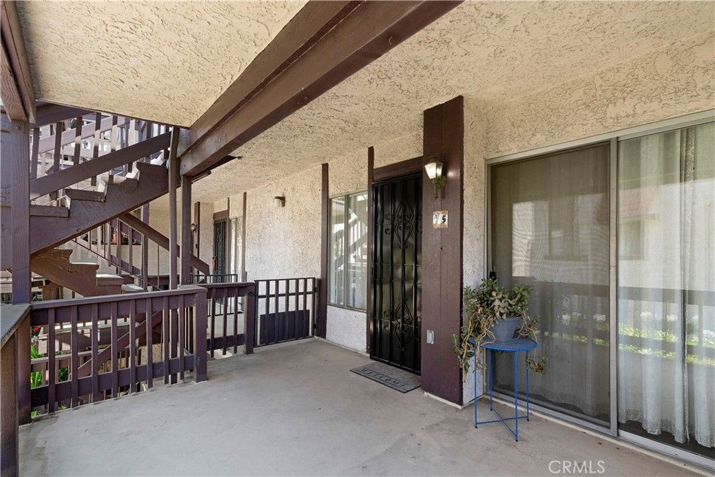 Image 11 of property listing at 12330 Osborne St. 75, Pacoima, CA 91331