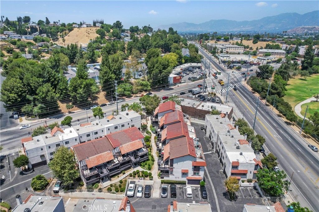 Image 24 of property listing at 12330 Osborne St. 75, Pacoima, CA 91331