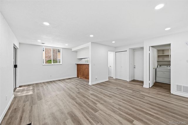 12450 E Cornell Avenue 104, Aurora, CO 80014