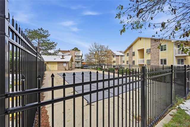 12450 E Cornell Avenue 104, Aurora, CO 80014