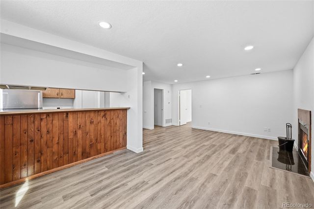 12450 E Cornell Avenue 104, Aurora, CO 80014