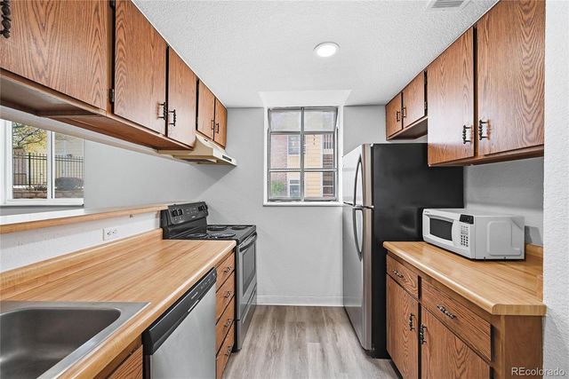 12450 E Cornell Avenue 104, Aurora, CO 80014