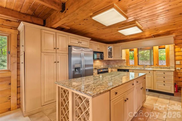 7109 Grandview Extension, Newland, NC 28657