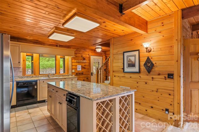 7109 Grandview Extension, Newland, NC 28657