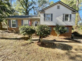 452 Cloverhill Place, Fayetteville, NC 28311