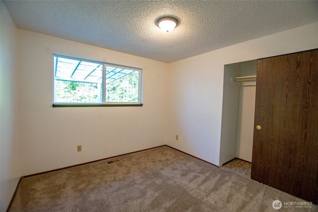 55 Meadowood Drive, Elma, WA 98541