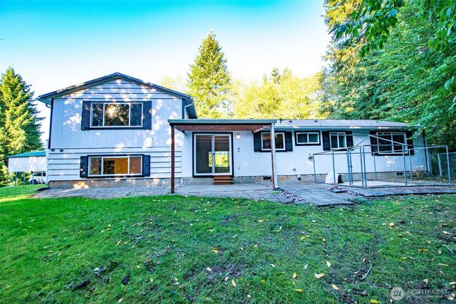 55 Meadowood Drive, Elma, WA 98541