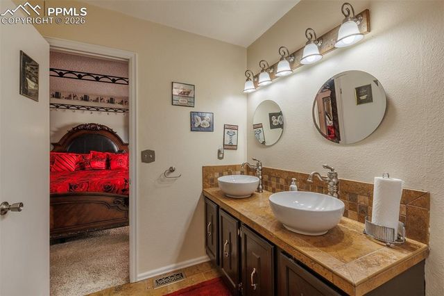 2035 Sussex Lane, Colorado Springs, CO 80909