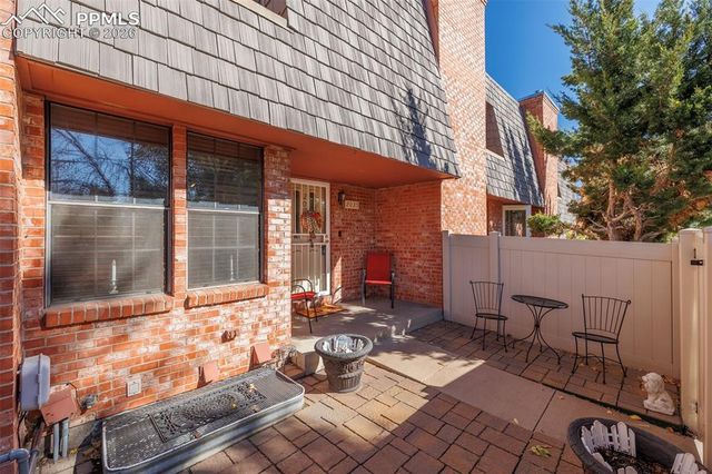 2035 Sussex Lane, Colorado Springs, CO 80909